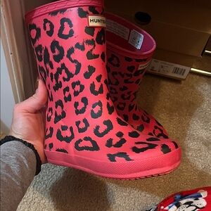 Hunter Kids Bright Pink Leopard Print Boots